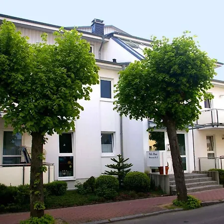 In Binz/insel Ruegen 2862 *